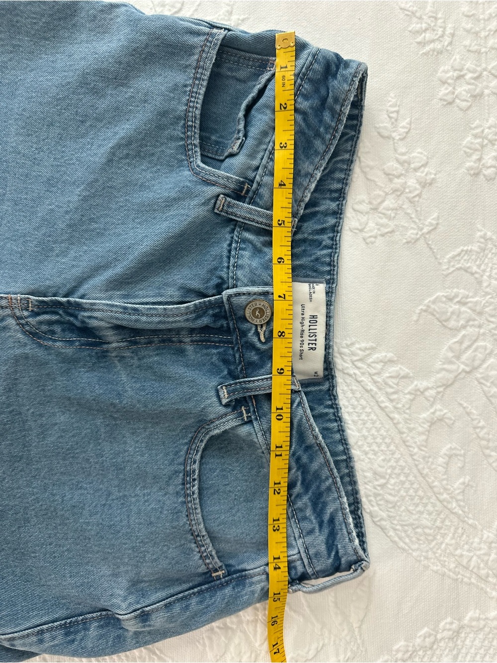 Hollister High-Rise Light Blue Denim Jean Shorts Size 6